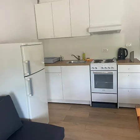 Apartma Skorenjcek * Prestranek