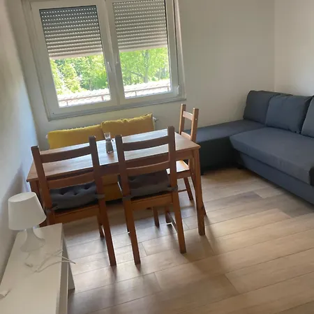 Apartma Skorenjcek Daire